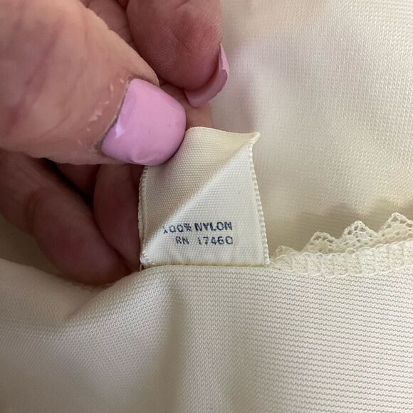 Lingerie Nylon Satin Slip Dress 34 S Floral Lace Adjustable Straps Beige Vintage - Picture 9 of 10